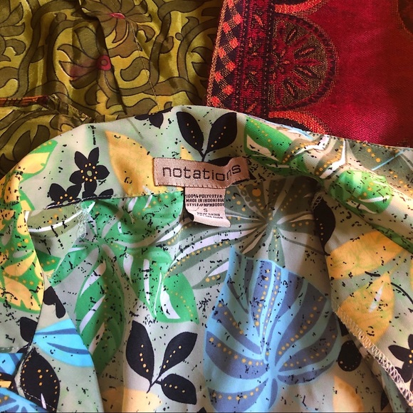 Retro Floral Button Up - Picture 6 of 8